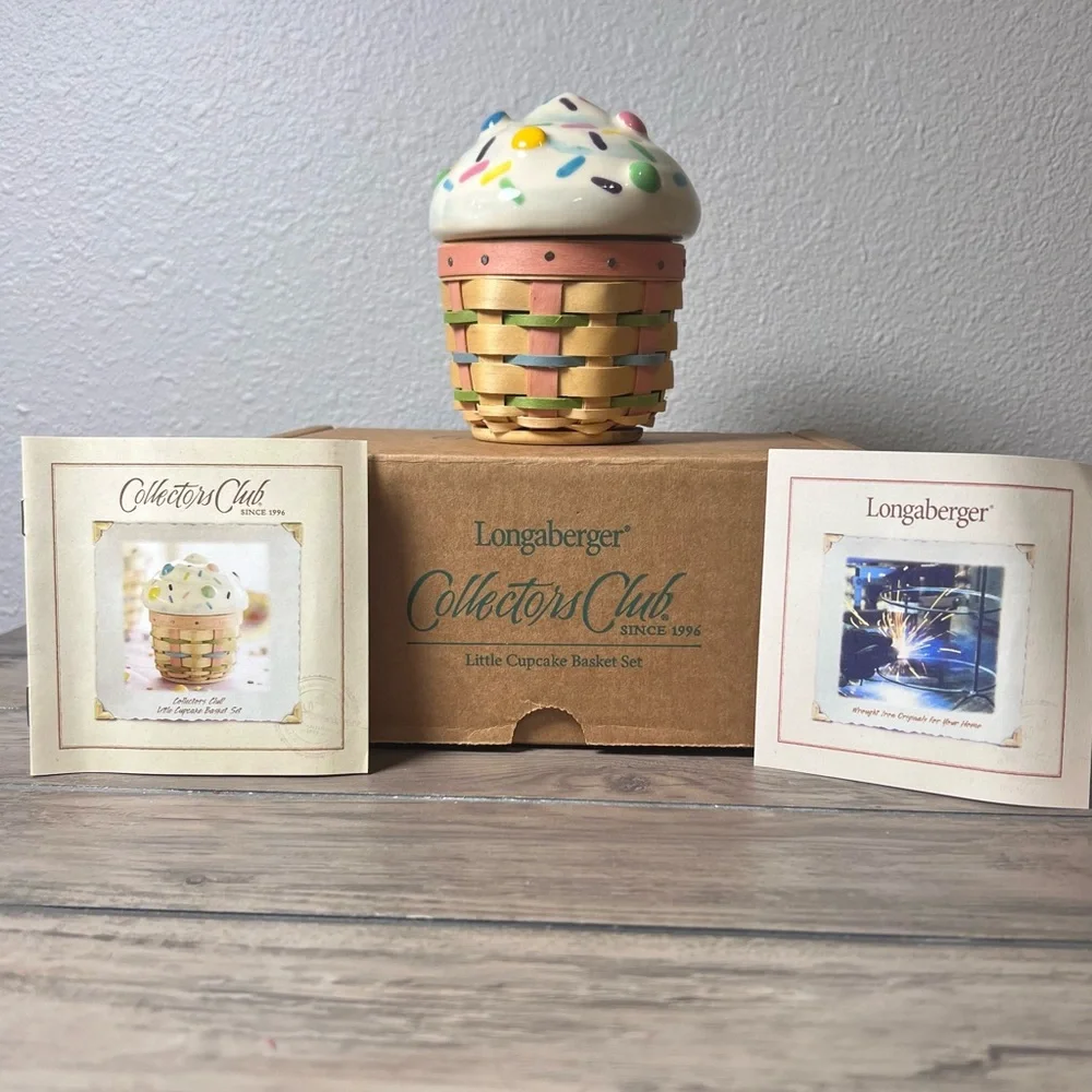 Longaberger Collectors Club Little Cupcake Basket Set 2006 NIB 10th anniversary